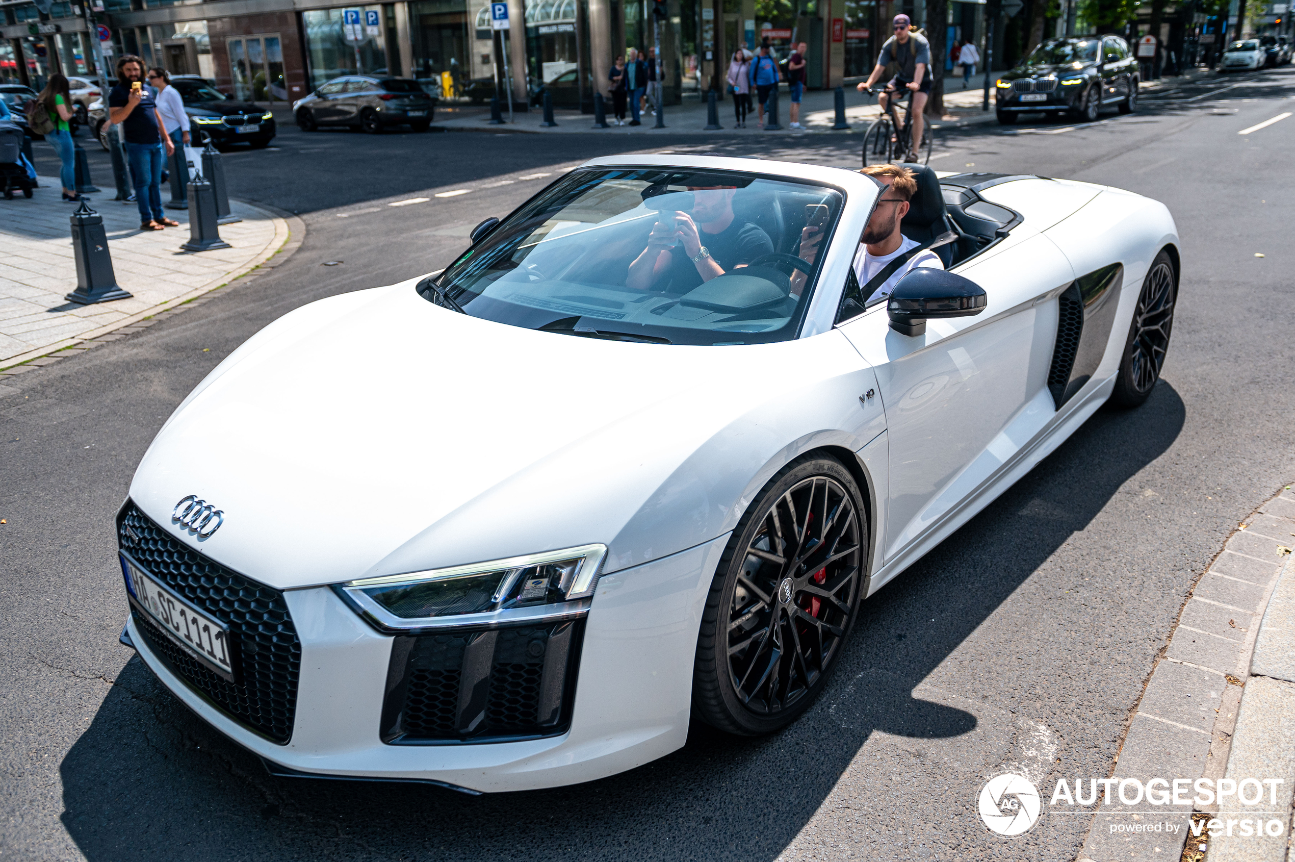 Audi R8 V10 Spyder 2016