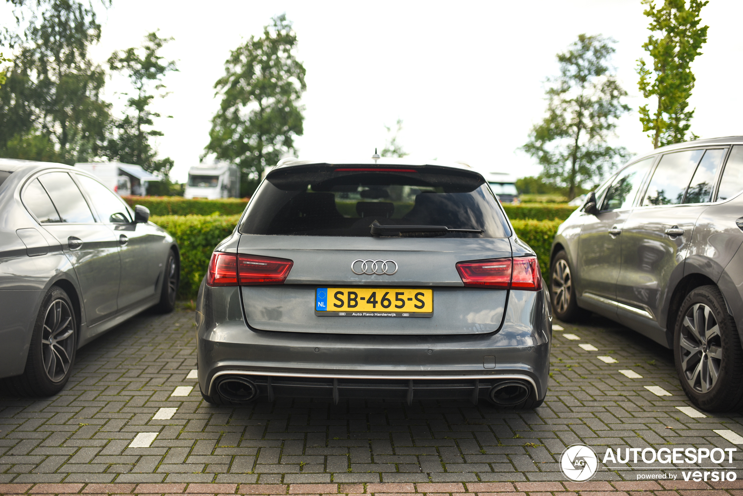 Audi RS6 Avant C7 2015