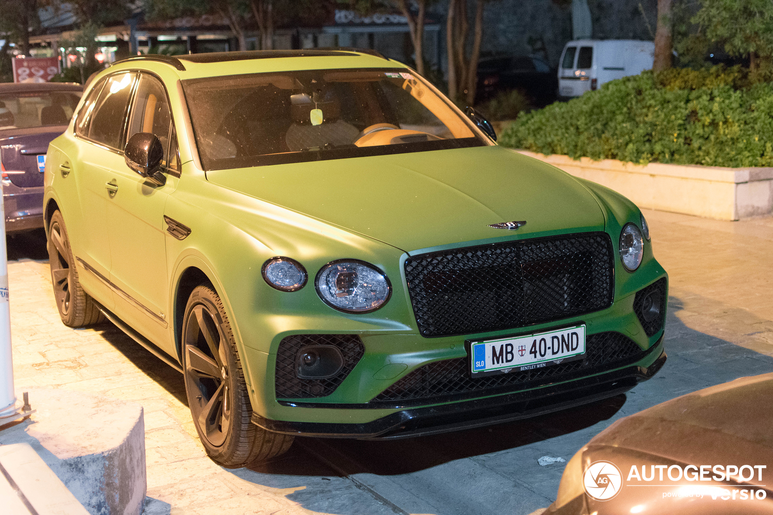 Bentley Bentayga Hybrid 2021 First Edition