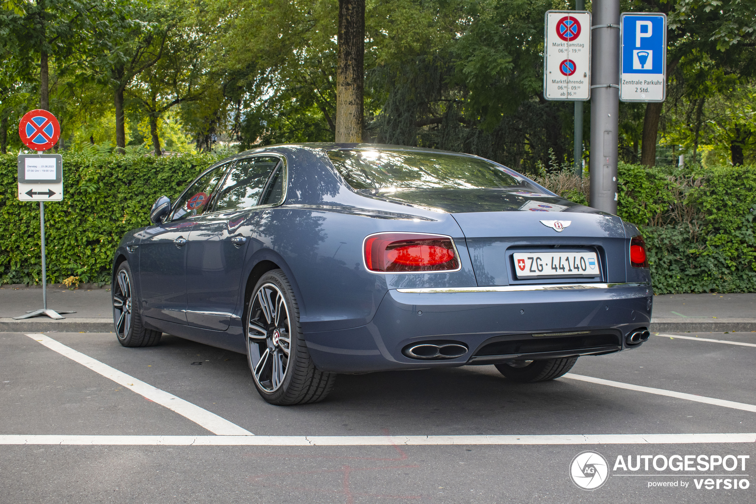 Bentley Flying Spur V8 S