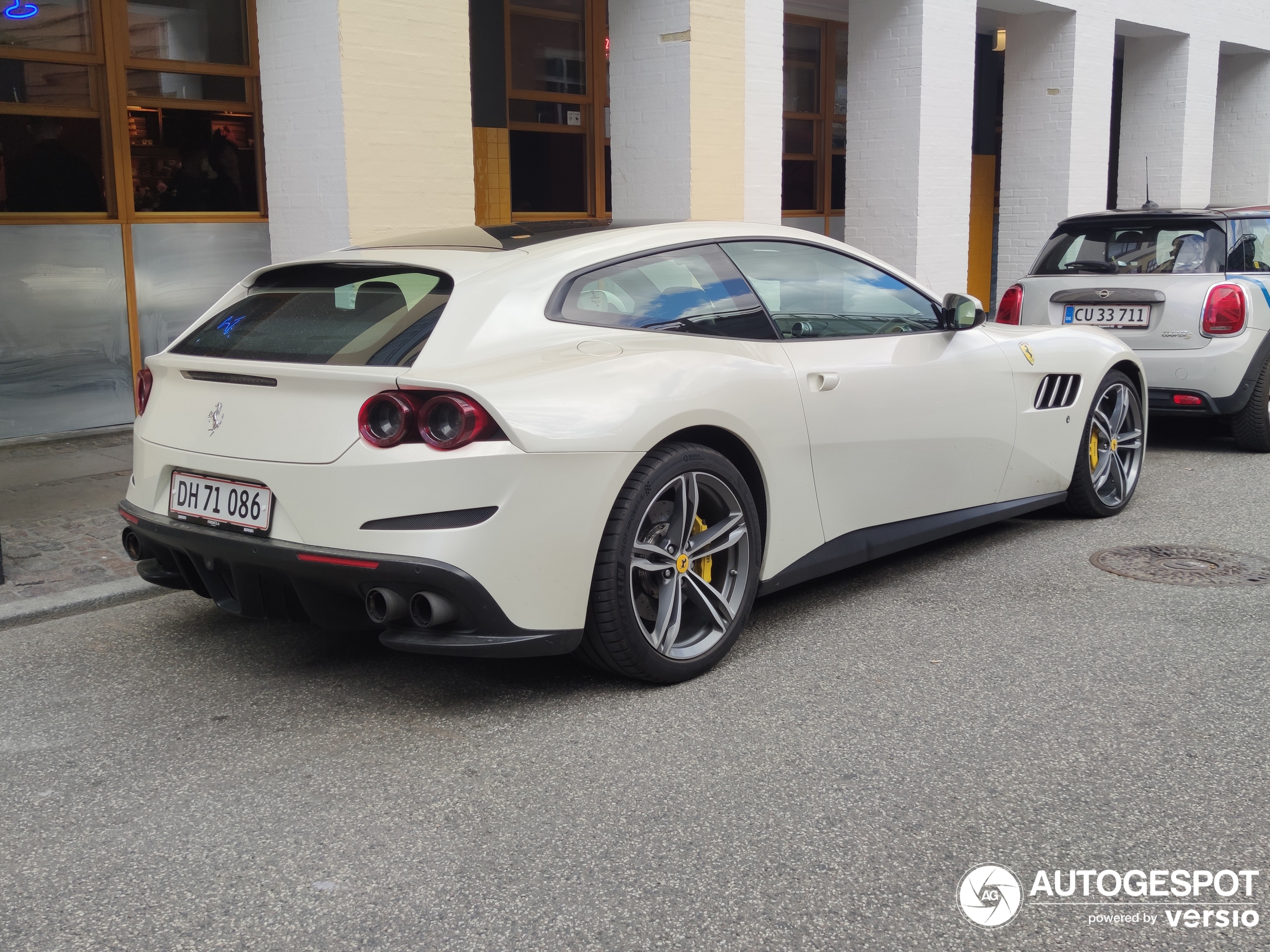 Ferrari GTC4Lusso