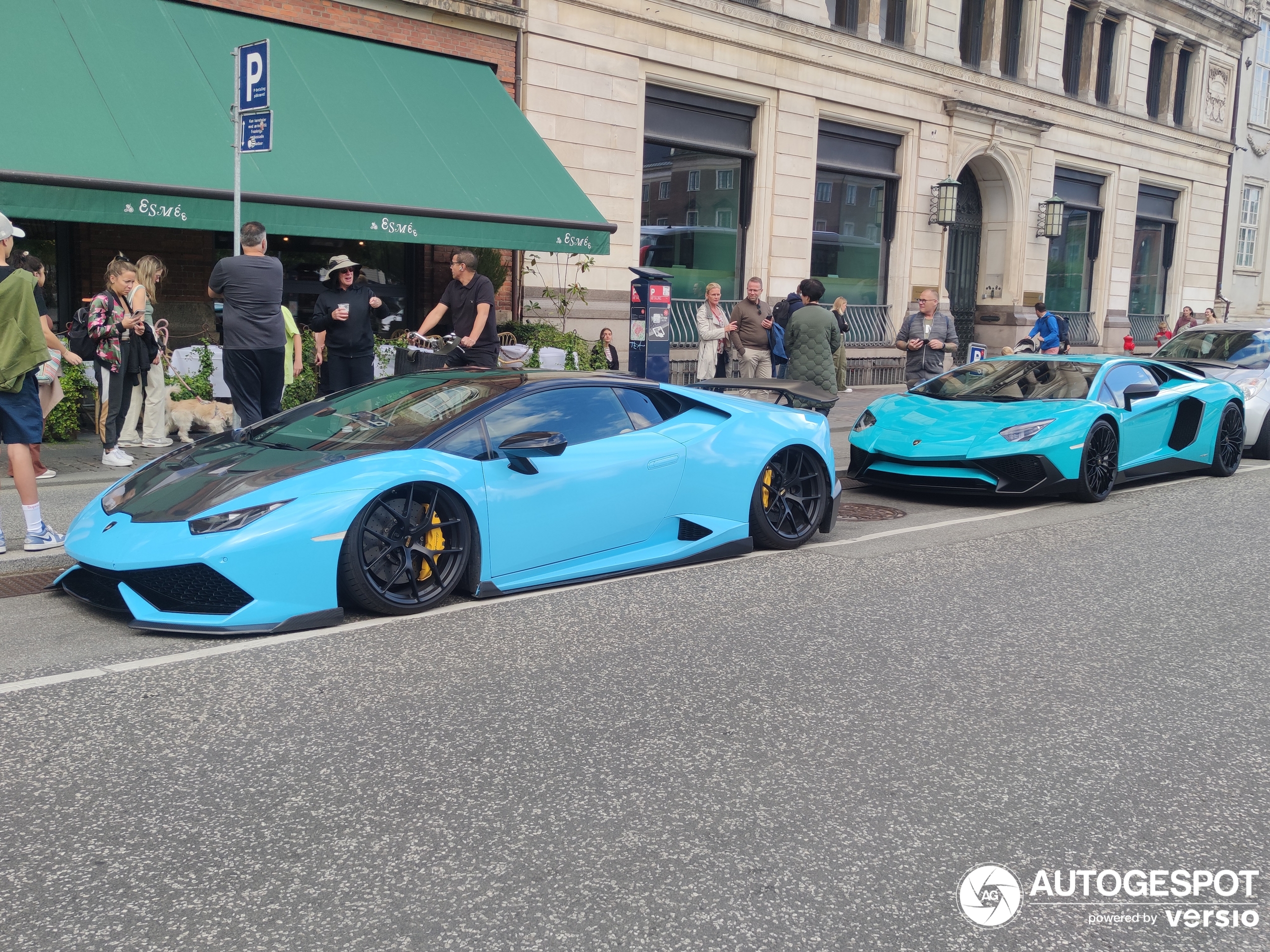 Duo van Lamborghini supercars in Denemarken