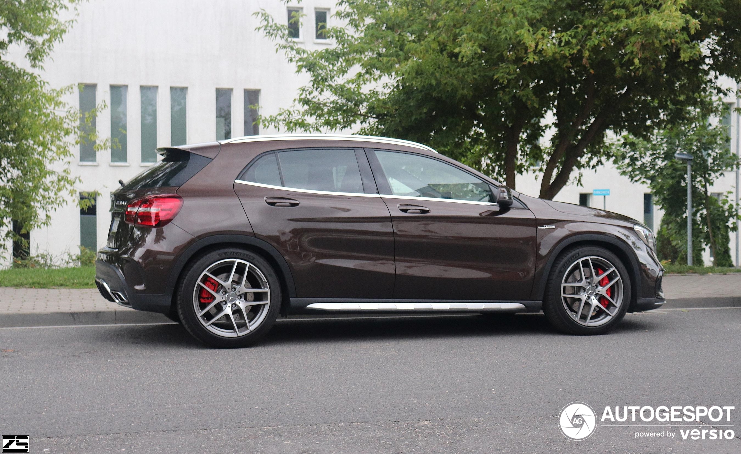 Mercedes-AMG GLA 45 X156 2017