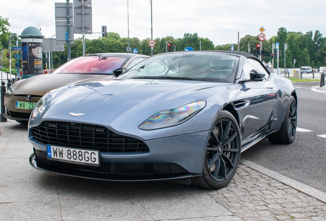 Aston Martin DB11 V8 Volante