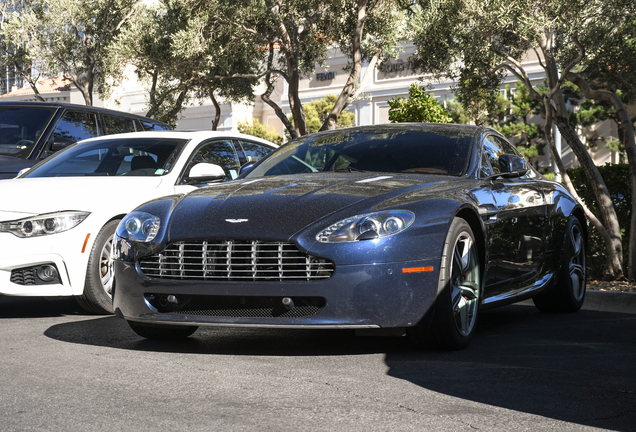 Aston Martin V8 Vantage