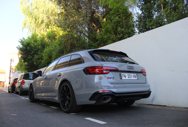 Audi RS4 Avant B9