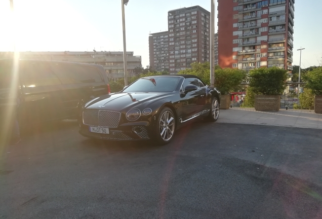 Bentley Continental GTC 2019