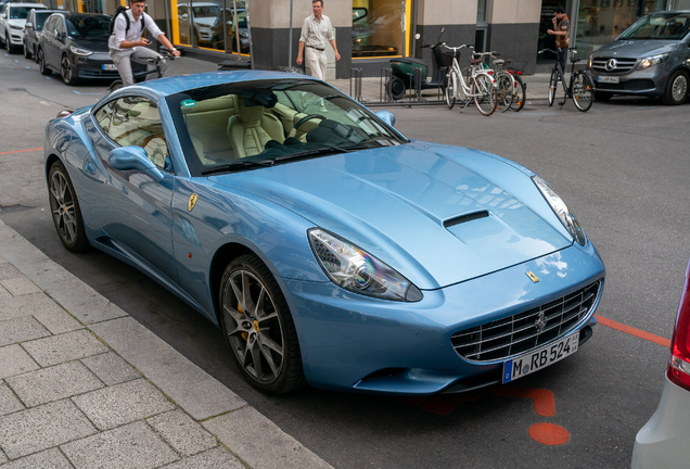 Ferrari California