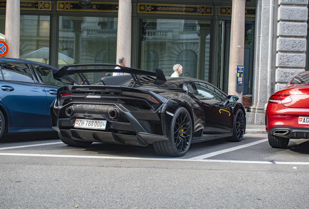 Lamborghini Huracán LP640-2 STO