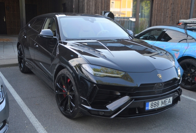 Lamborghini Urus S