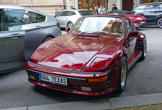 Porsche 930 Turbo Flatnose