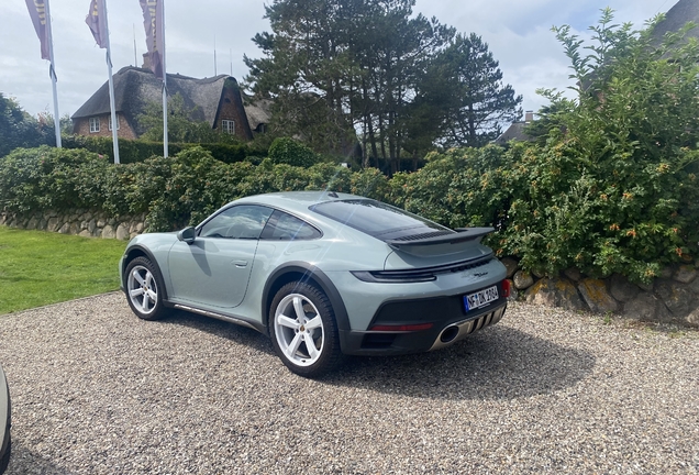 Porsche 992 Dakar