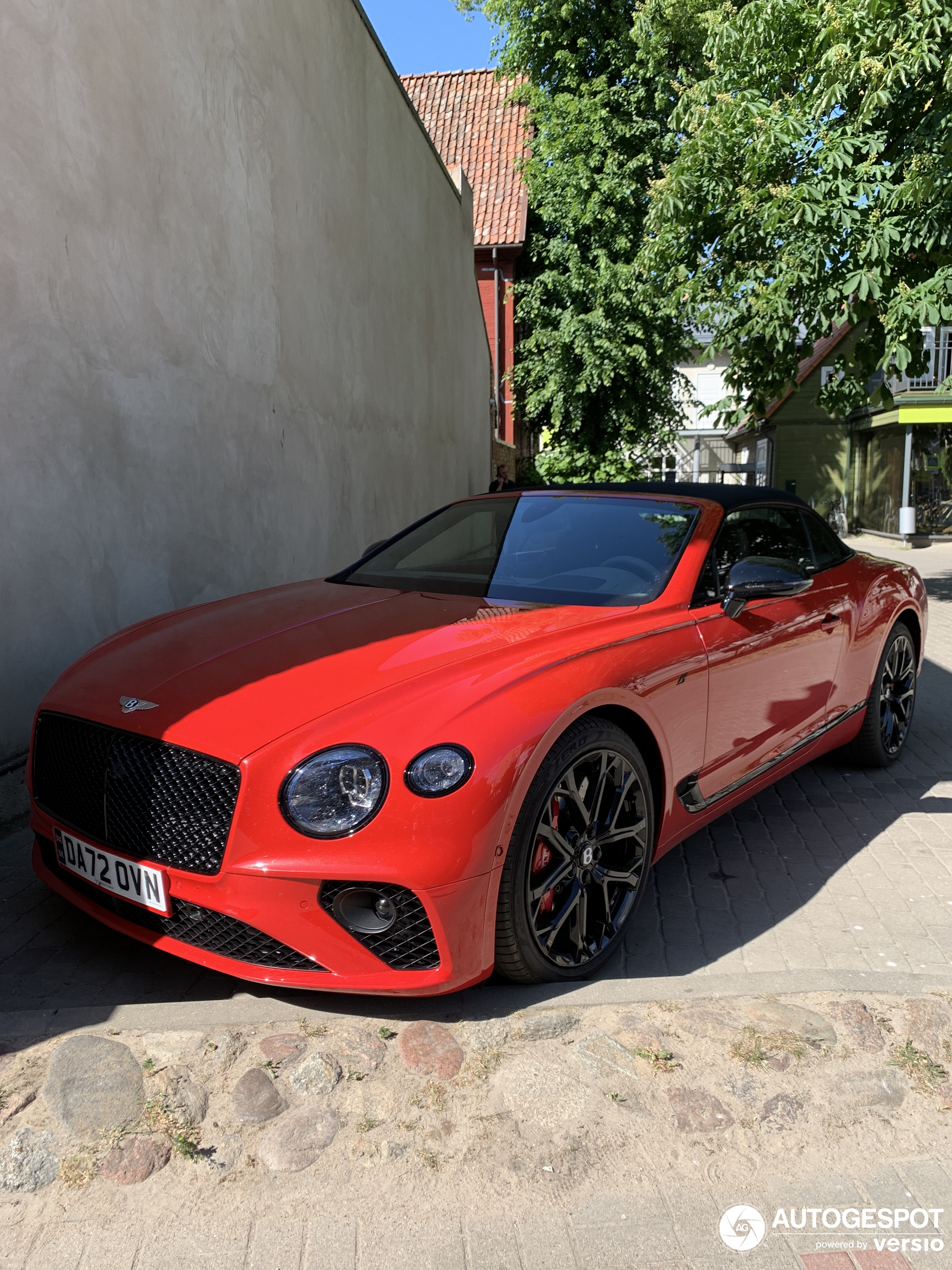 Bentley Continental GTC V8 S 2023