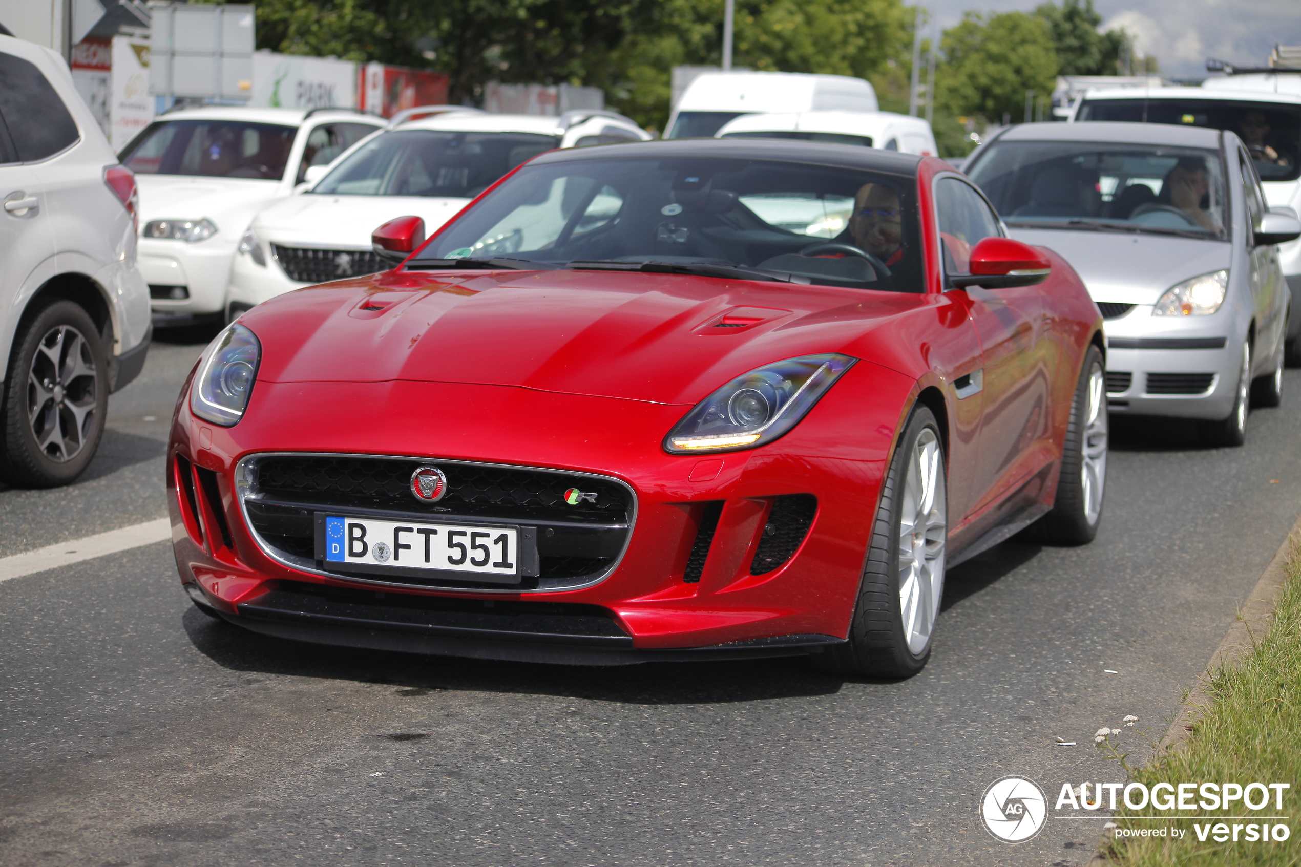 Jaguar F-TYPE R Coupé