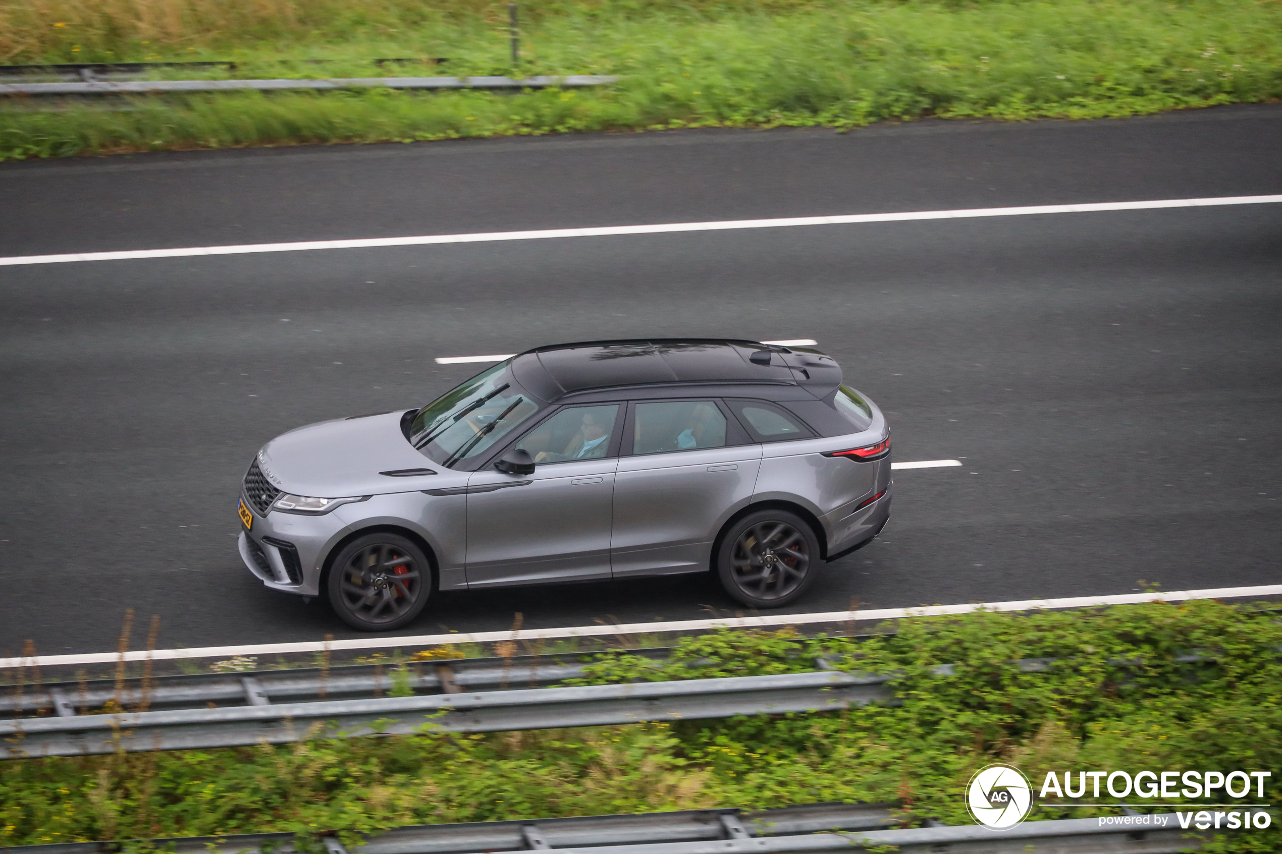 Land Rover Range Rover Velar SVAutobiography