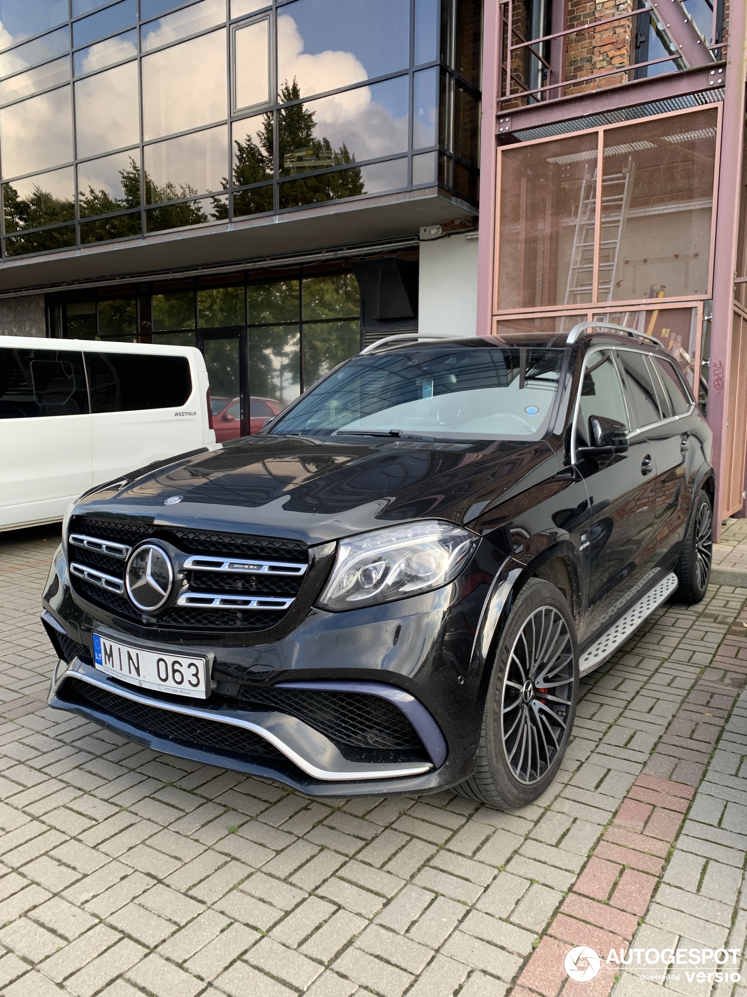 Mercedes-AMG GLS 63 X166