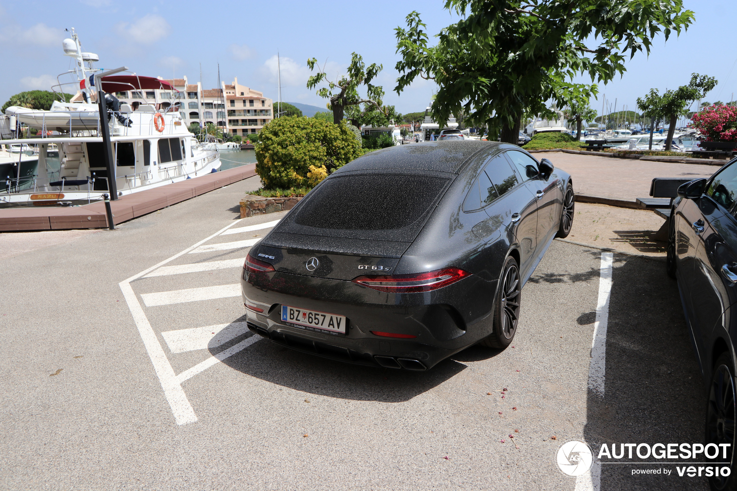 Mercedes-AMG GT 63 S X290