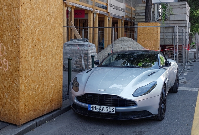 Aston Martin DB11 V8