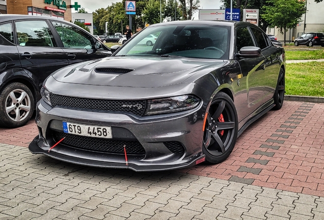 Dodge Charger SRT Hellcat