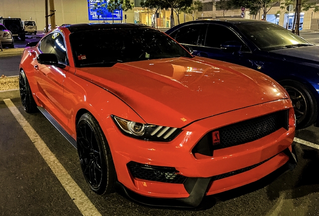 Ford Mustang GT 2015