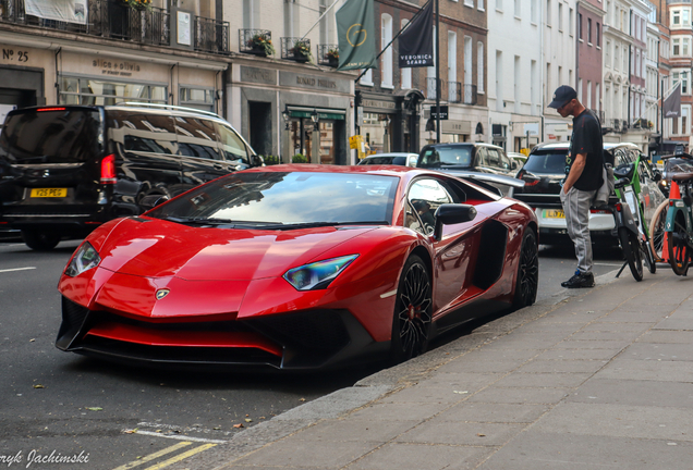 Lamborghini Aventador LP750-4 SuperVeloce