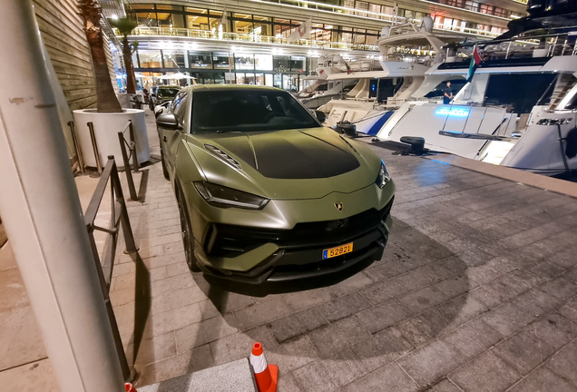 Lamborghini Urus Performante