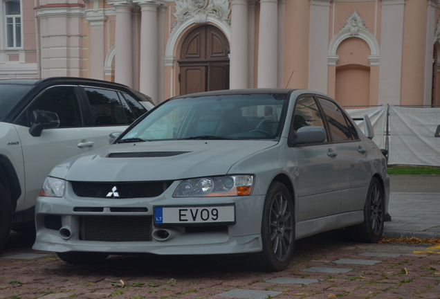 Mitsubishi Lancer Evolution IX