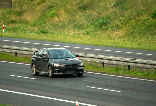 Mitsubishi Lancer Evolution X