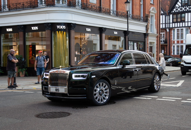 Rolls-Royce Phantom VIII EWB