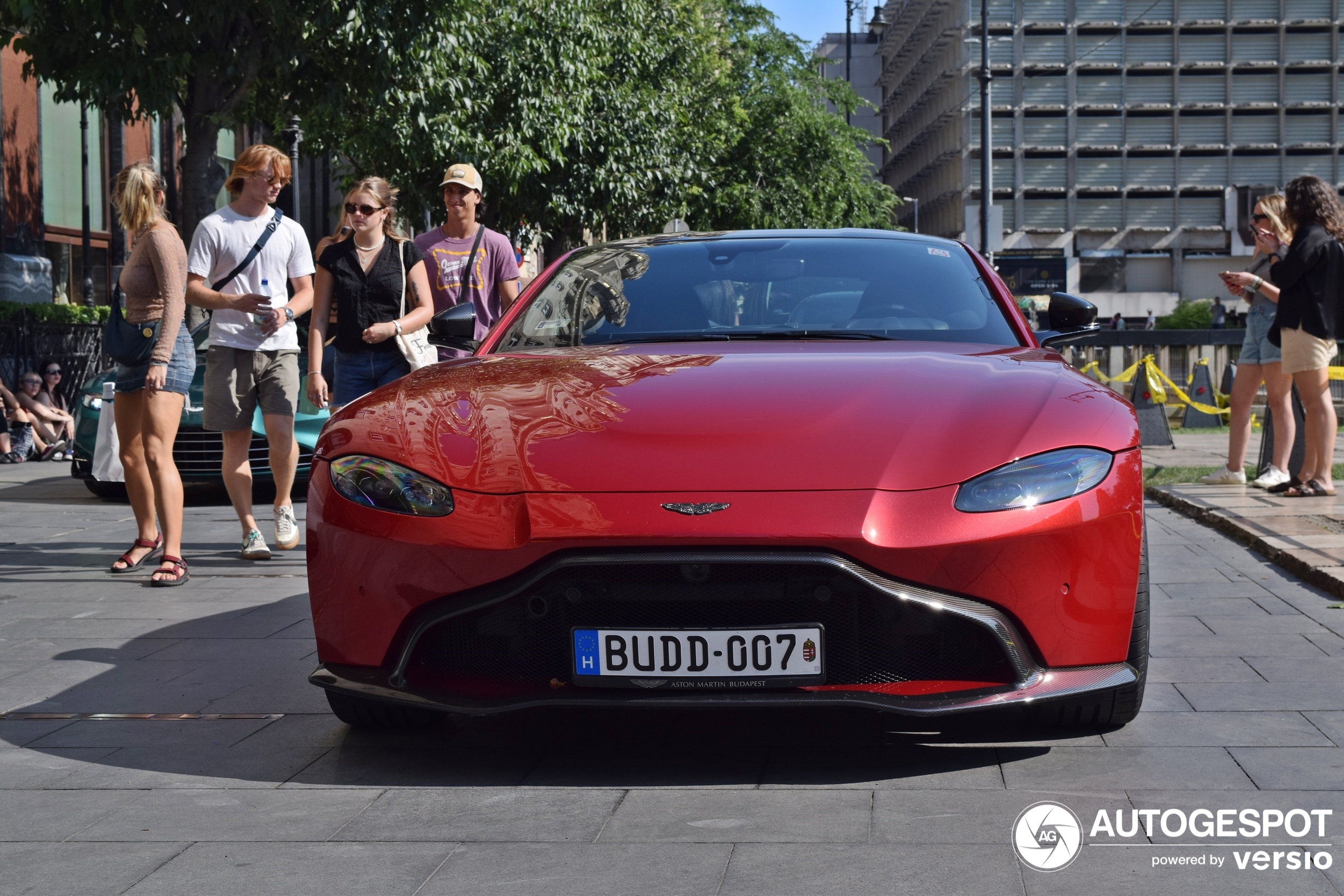 Aston Martin V8 Vantage 2018