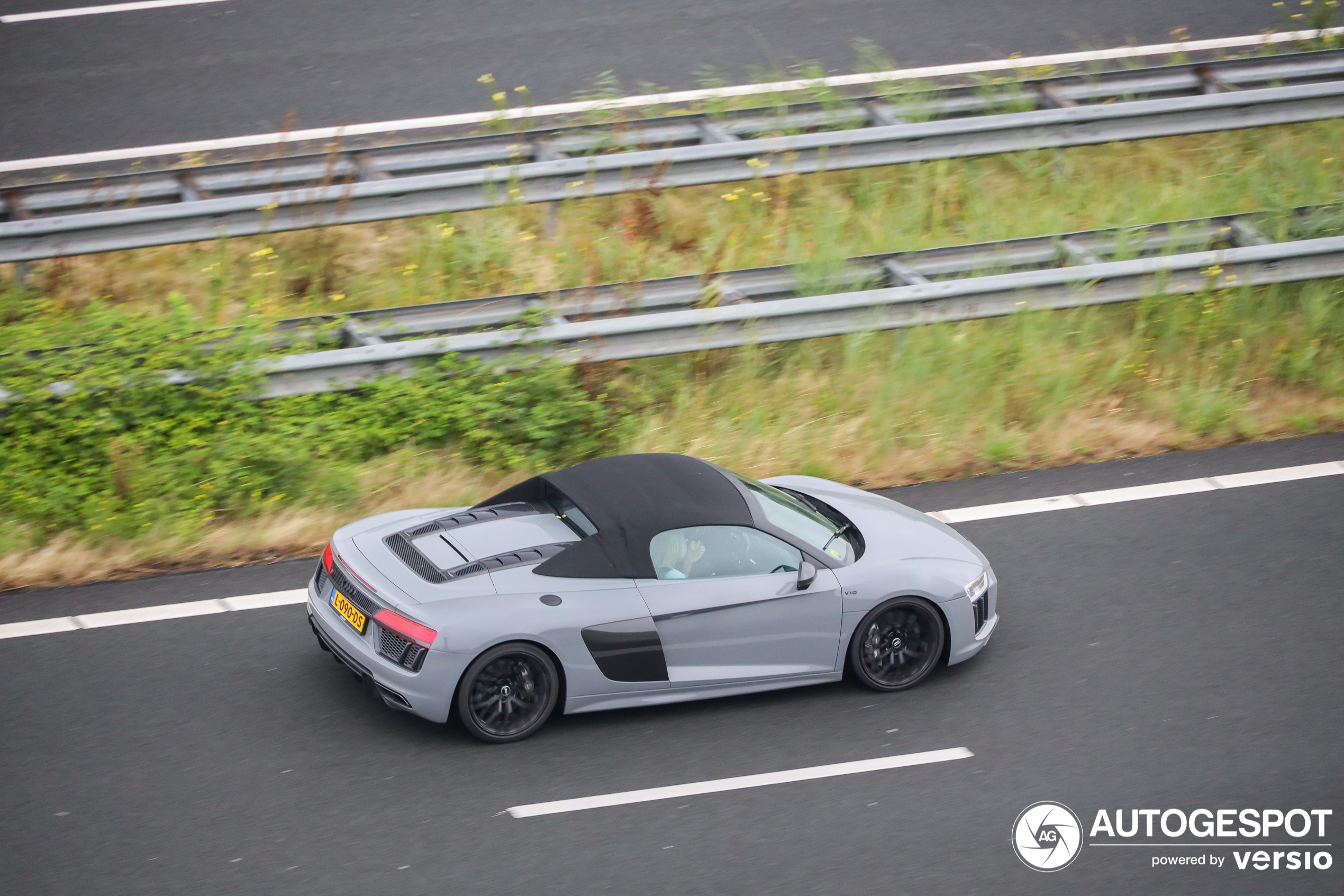 Audi R8 V10 Spyder 2016