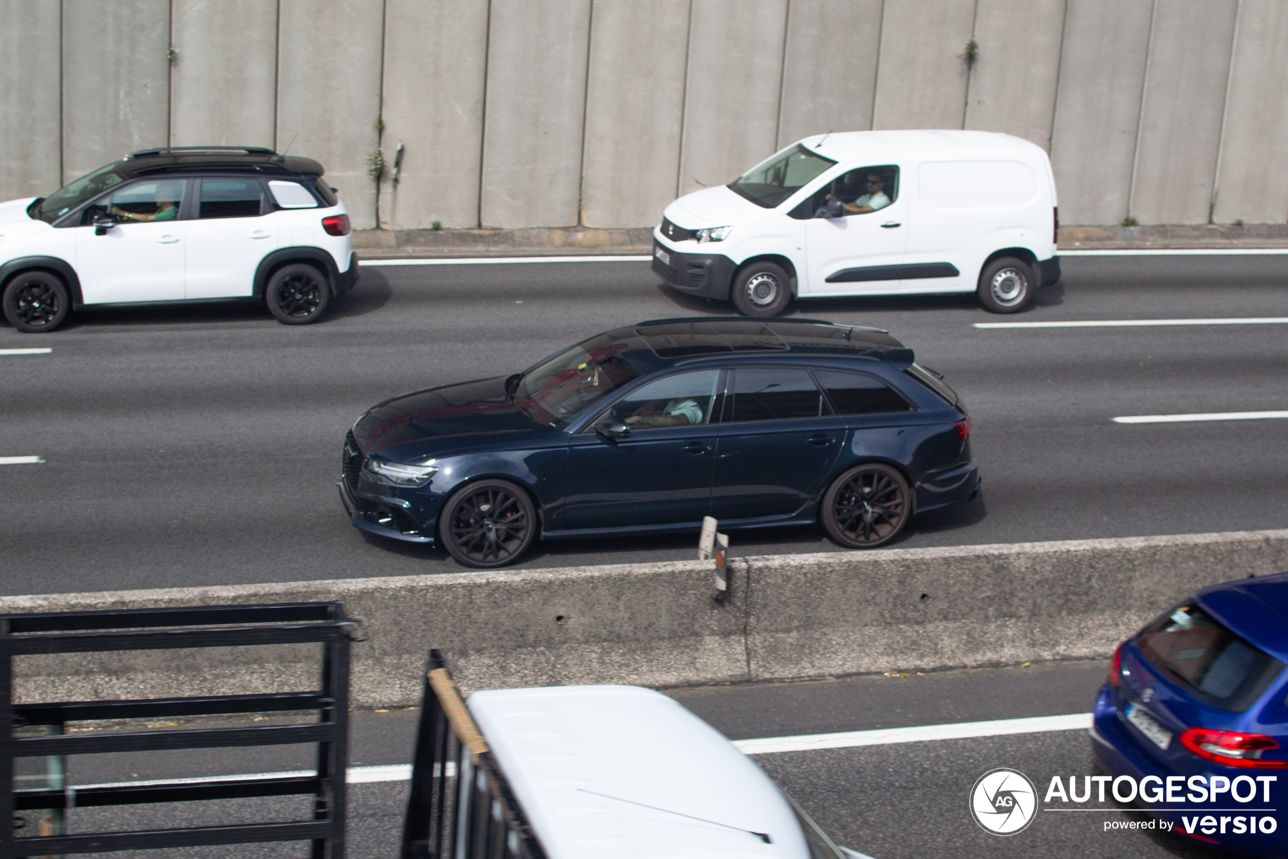 Audi RS6 Avant C7 2015