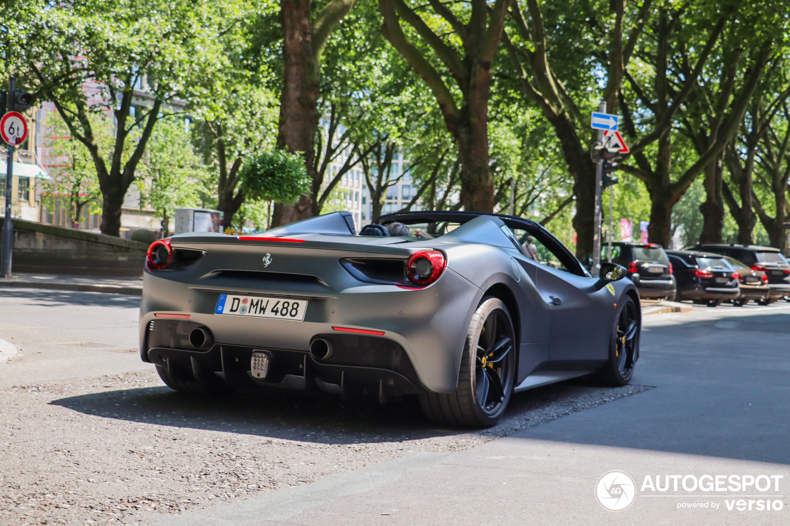 Ferrari 488 Spider