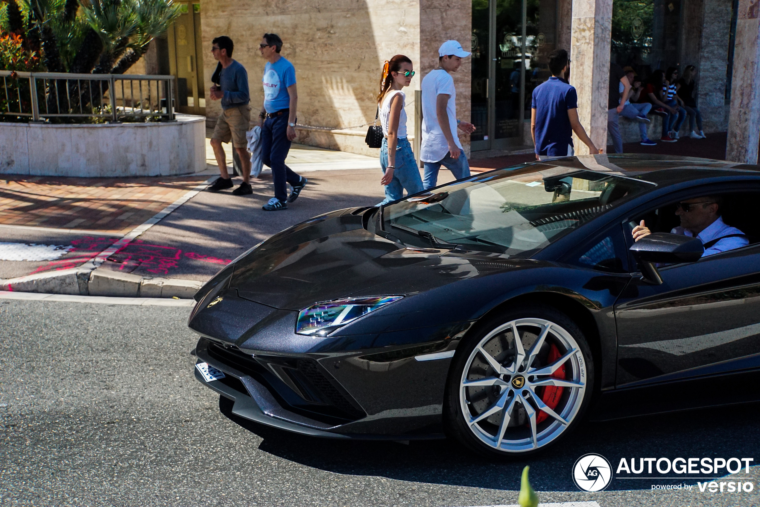 Lamborghini Aventador S LP740-4