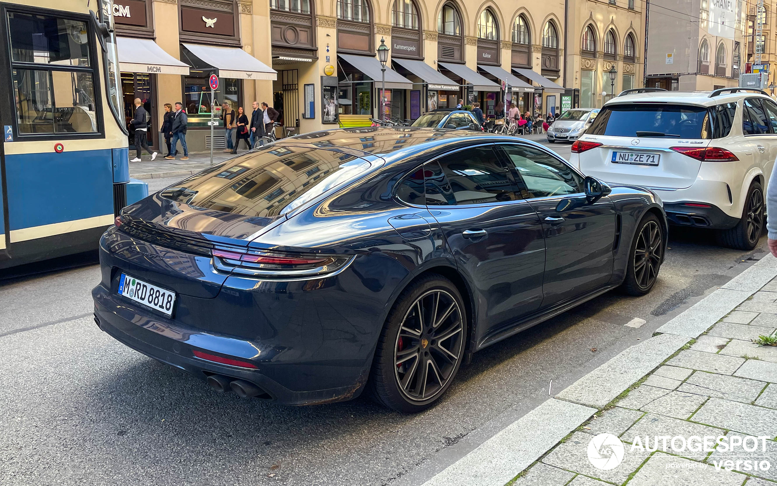 Porsche 971 Panamera GTS MkI