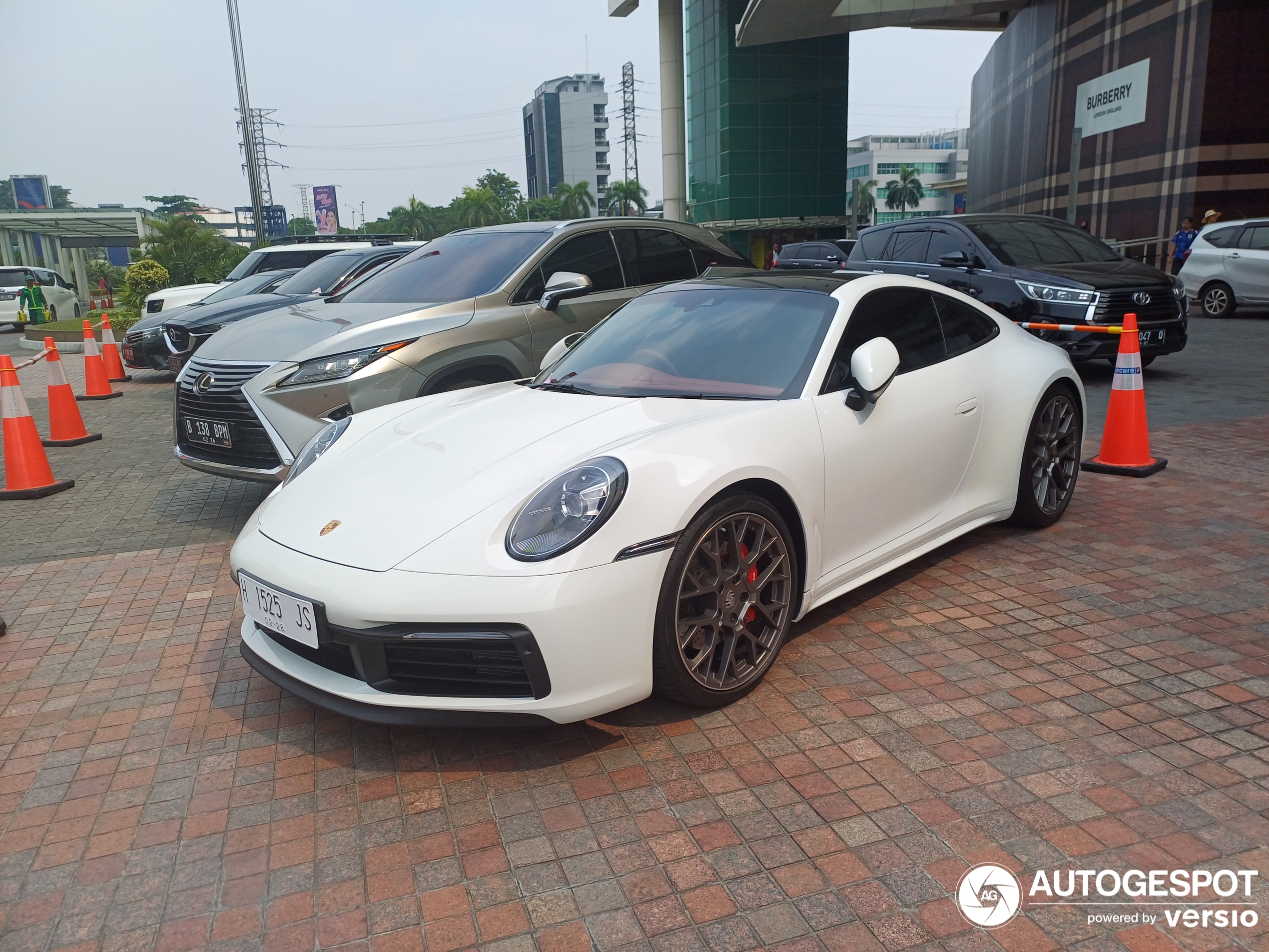 Porsche 992 Carrera S