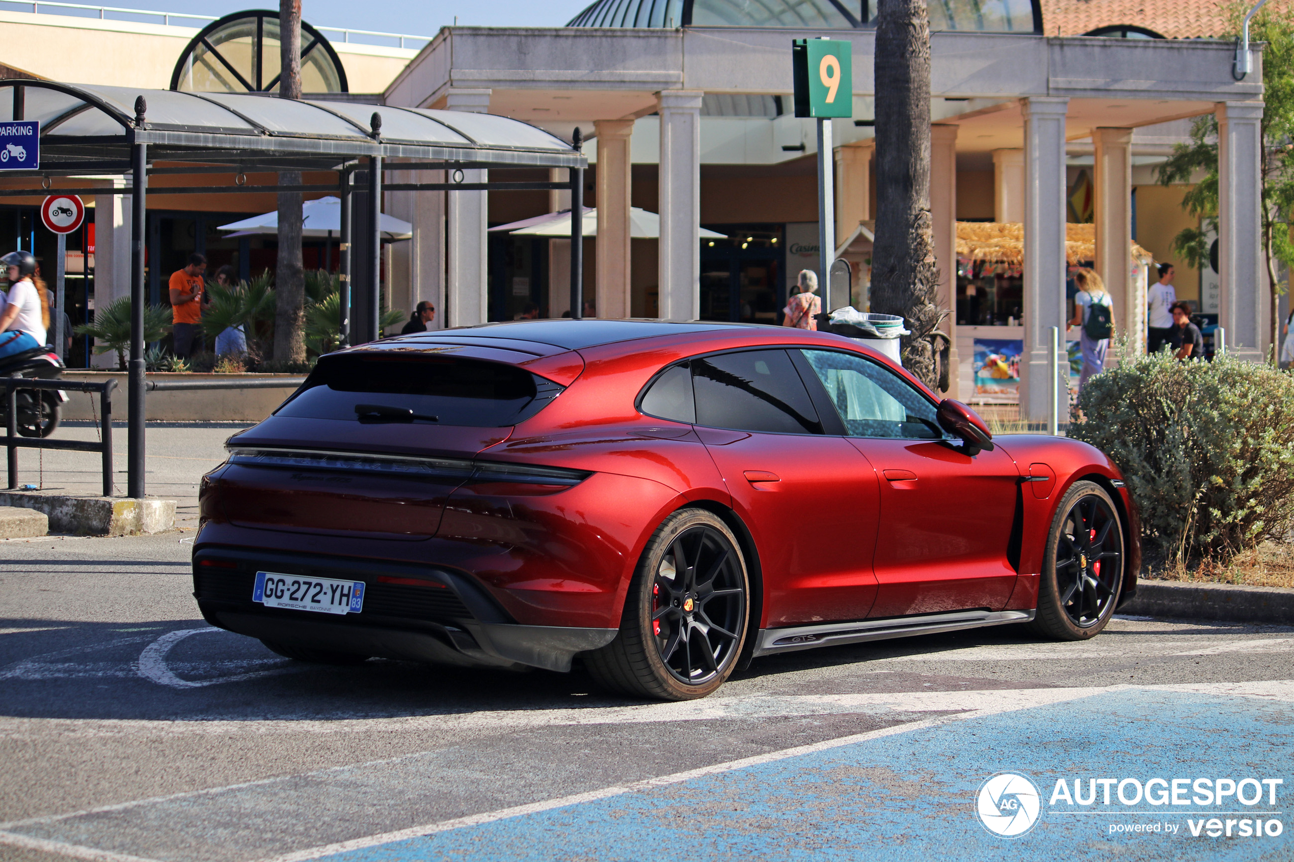 Porsche Taycan GTS Sport Turismo