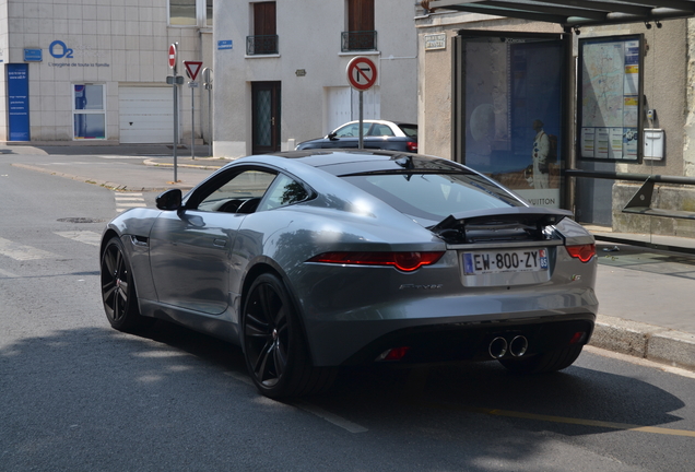 Jaguar F-TYPE S Coupé