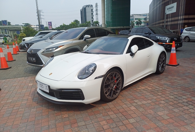 Porsche 992 Carrera S