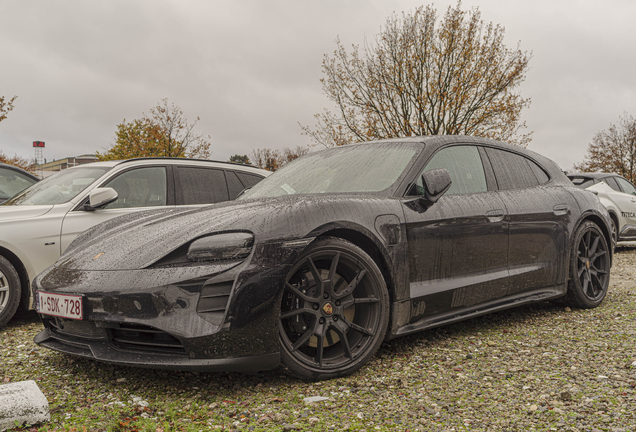 Porsche Taycan GTS Sport Turismo