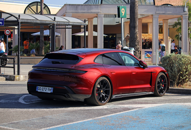 Porsche Taycan GTS Sport Turismo