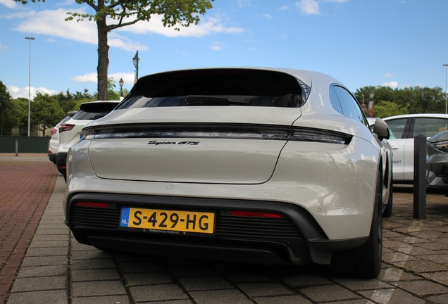 Porsche Taycan GTS Sport Turismo