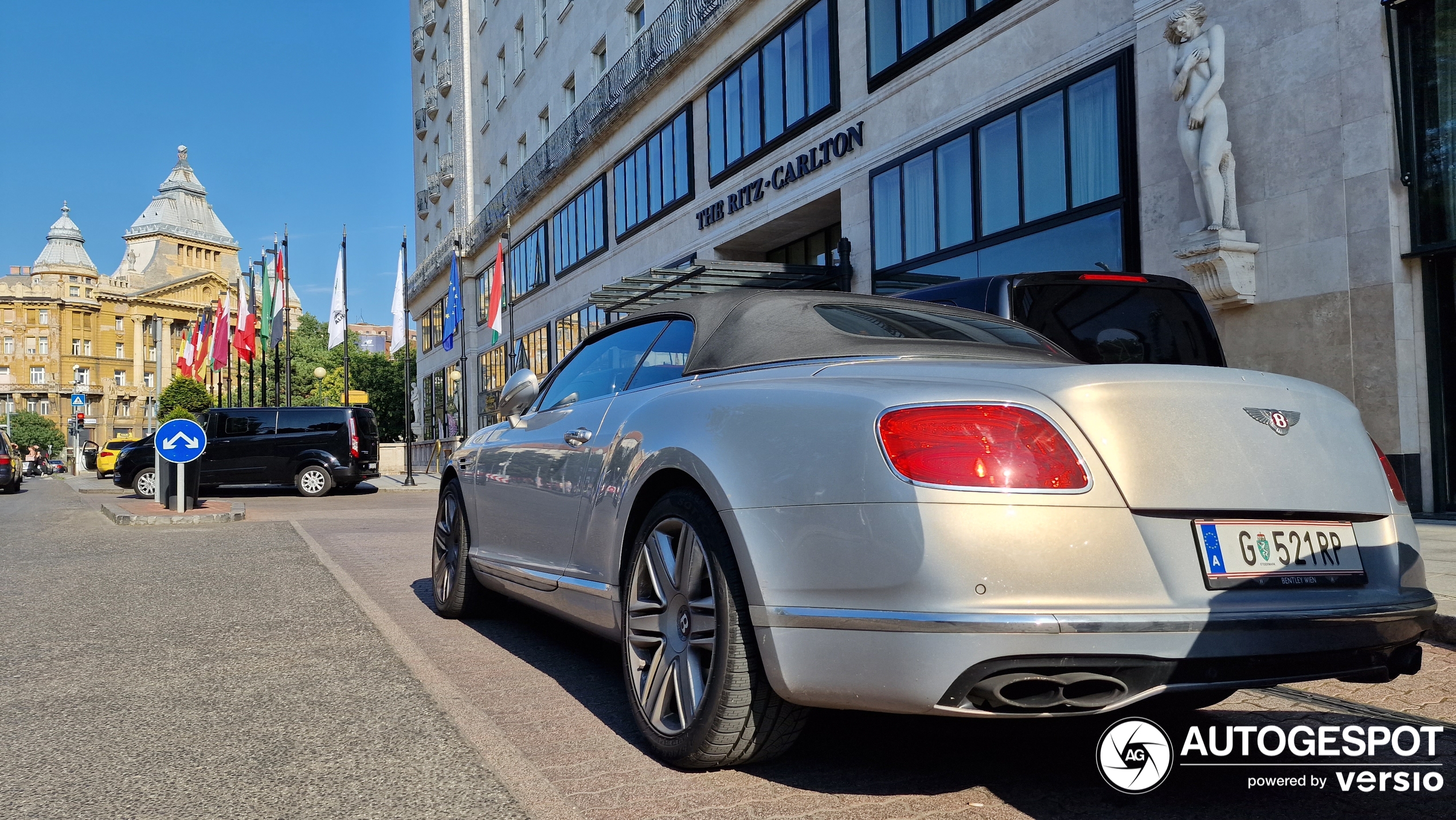 Bentley Continental GTC V8 2016