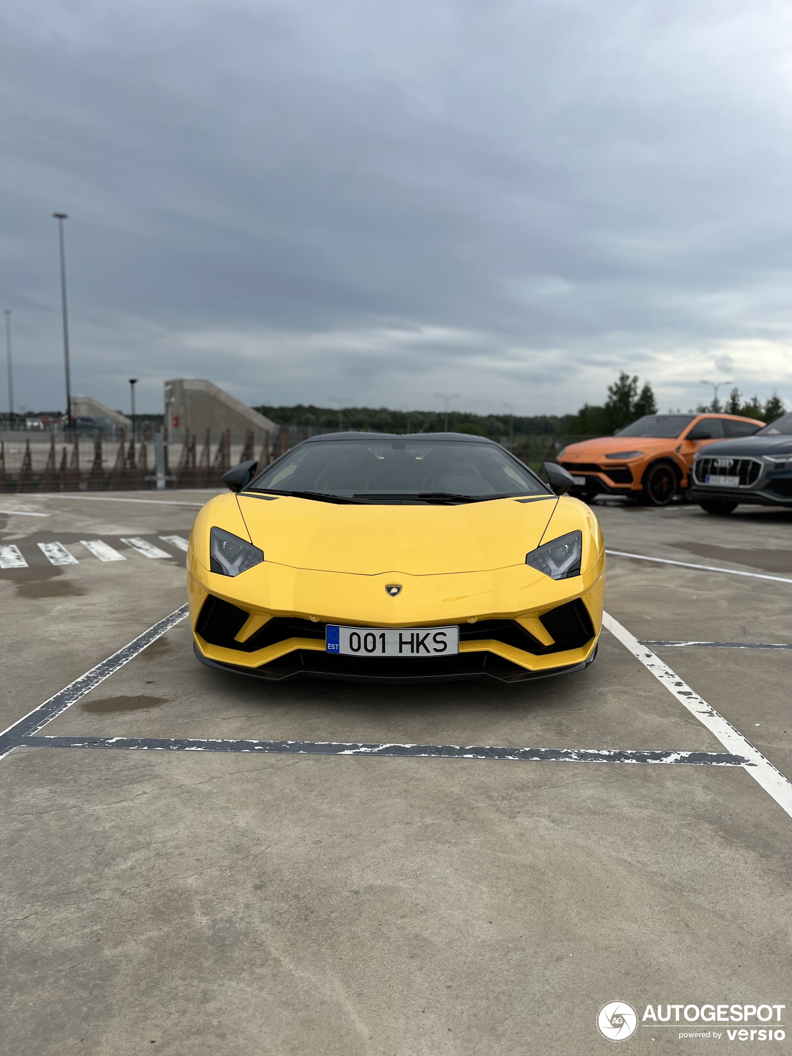 Lamborghini Aventador S LP740-4 Roadster