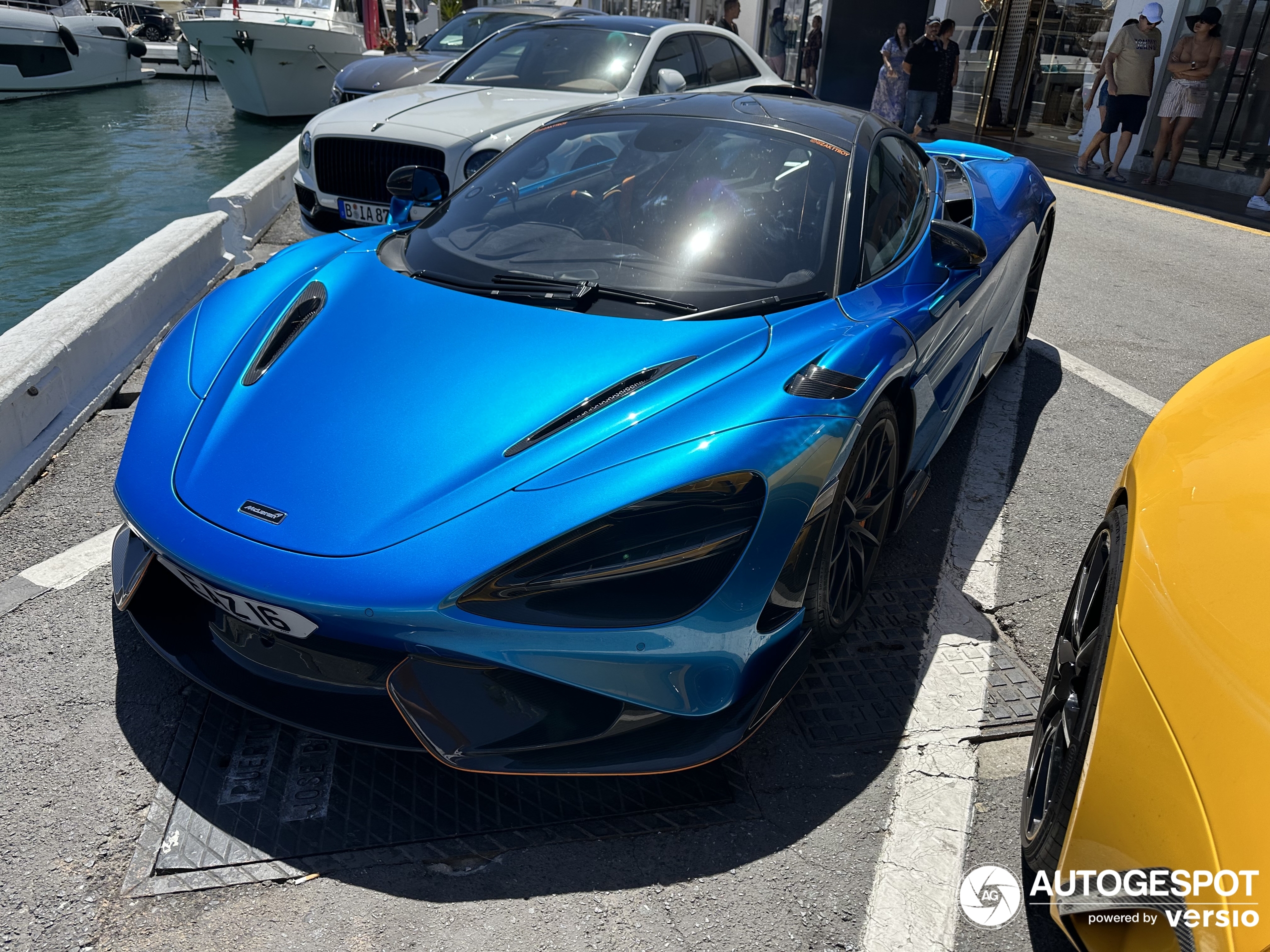 McLaren 765LT