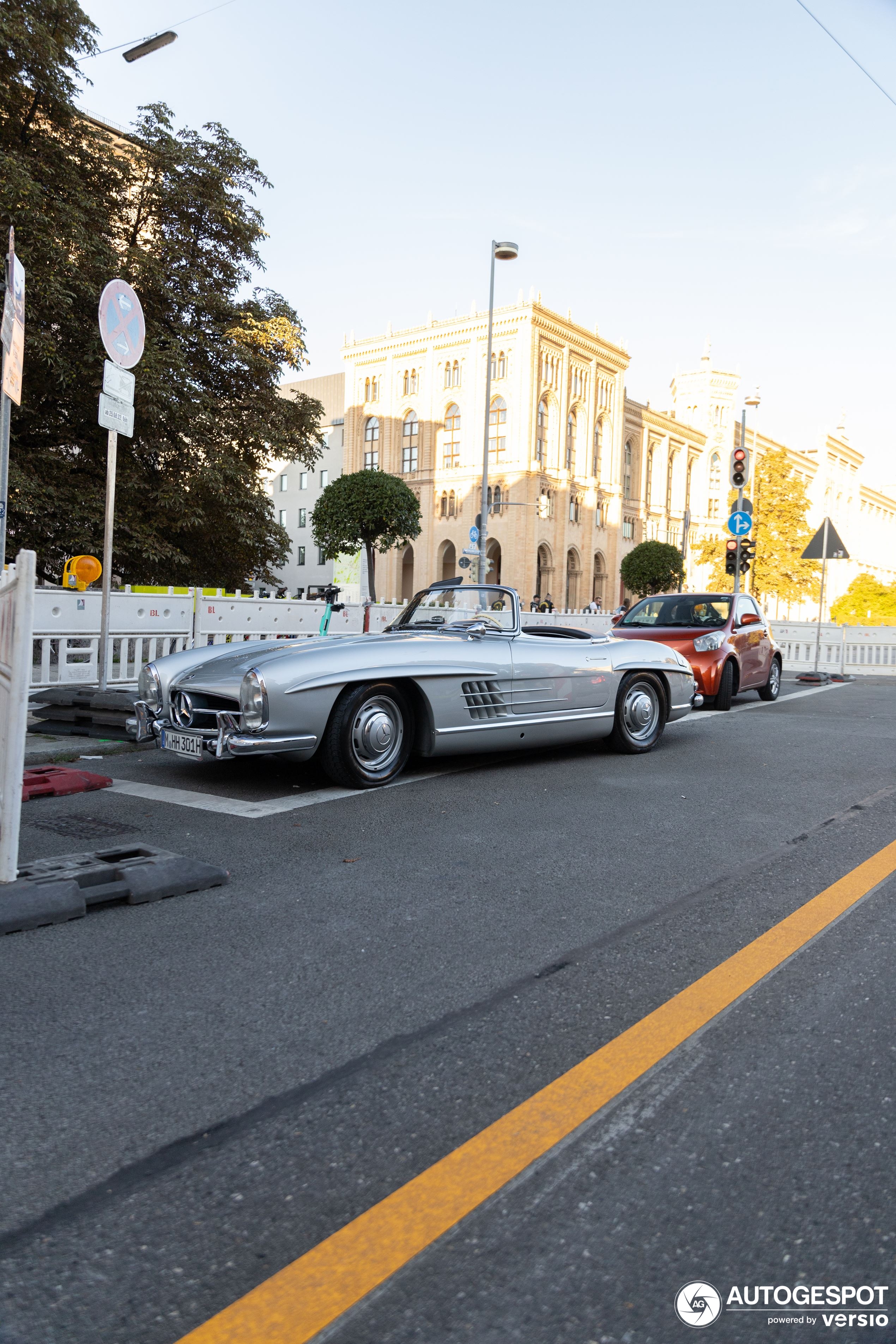 Mercedes-Benz 300SL Roadster