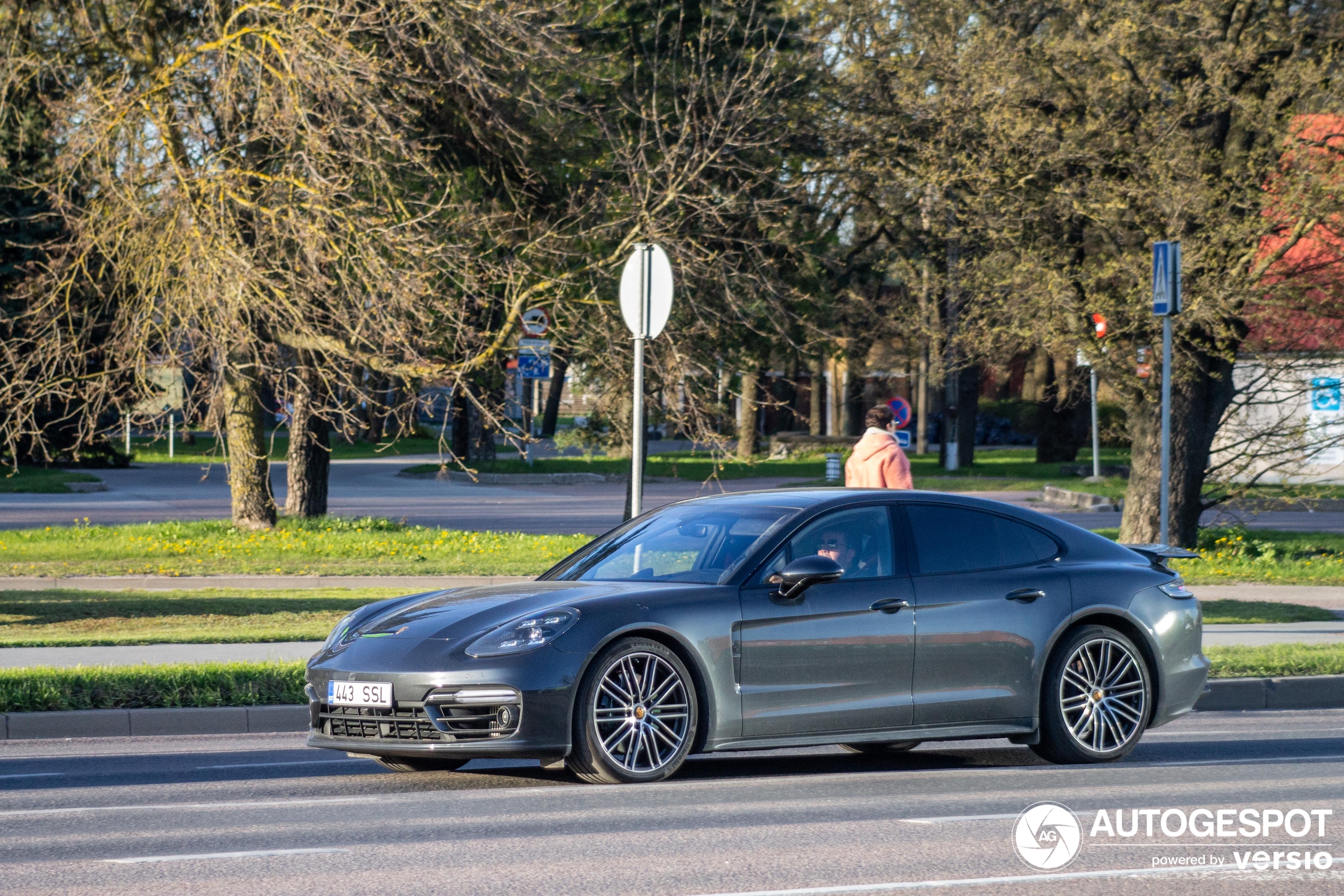 Porsche 971 Panamera GTS MkII