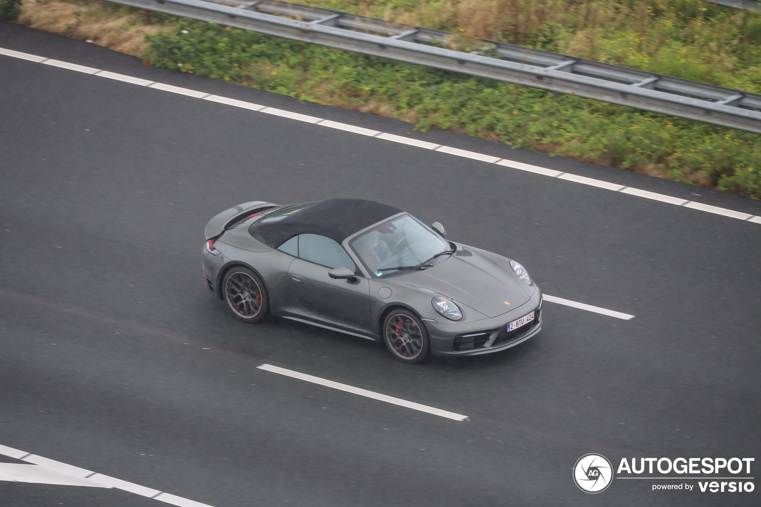 Porsche 992 Carrera 4S Cabriolet