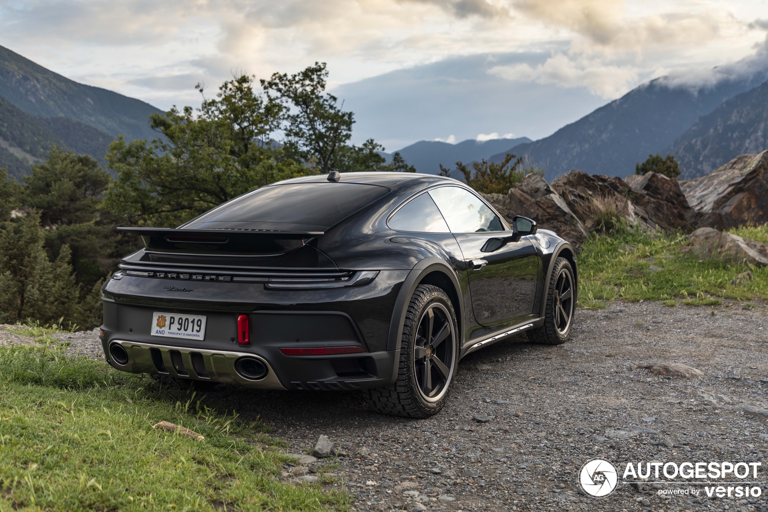 A very suitable environment for the 911 Dakar