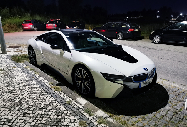 BMW i8